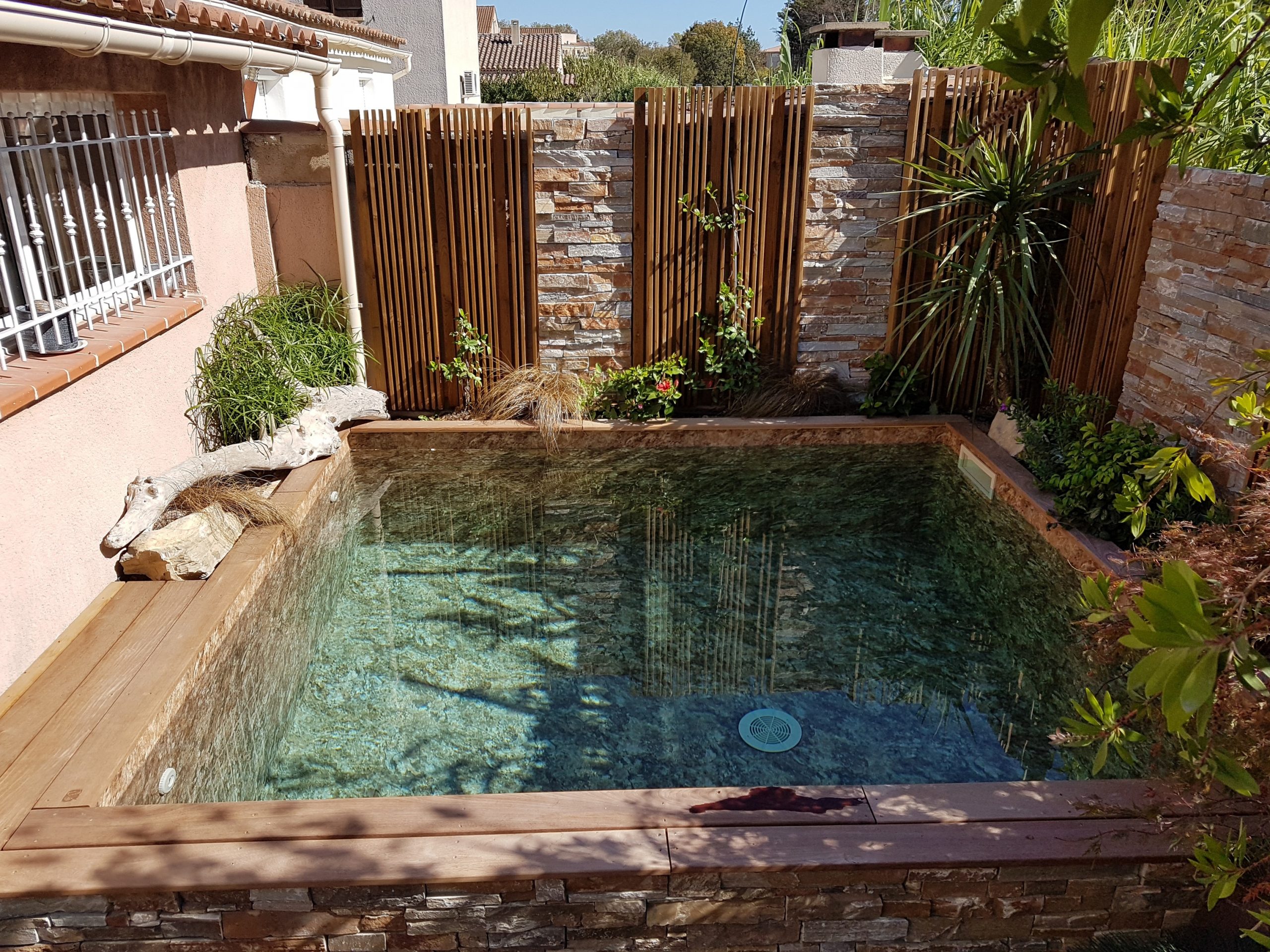 Piscines_et_Amenagements_Membrane_Armee_3D_Touch_Authentic_08-ConvertImage Réalisation & entretien de piscines